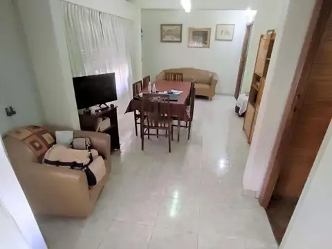 PH 4 AMBIENTES CON COCHERA ESCUCHA OFERTA