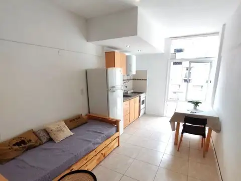 LAS HERAS 2500, Piso 6