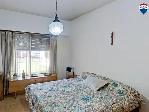 Depto Tipo Casa en Venta 40 años