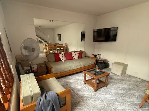 Depto Tipo Casa en Venta de 3 ambientes