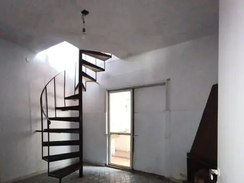 Depto Tipo Casa 5 ambientes con 3 baños