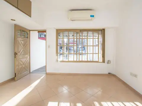 Gobernador Valentín Vergara 4800 , Piso 0
