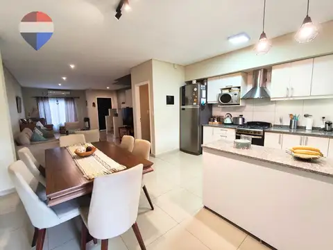 Casa en Venta en Villa Adelina, USD 250.000