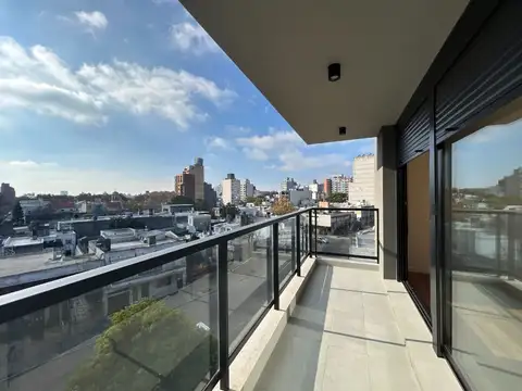 VENDO APTO 2 DORMITORIOS TRES  CRUCES  COCHERA 