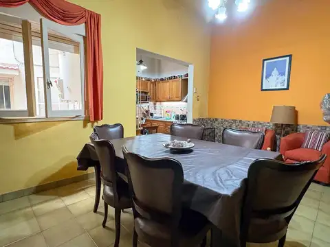Depto Tipo Casa 4 ambientes con 1 baño
