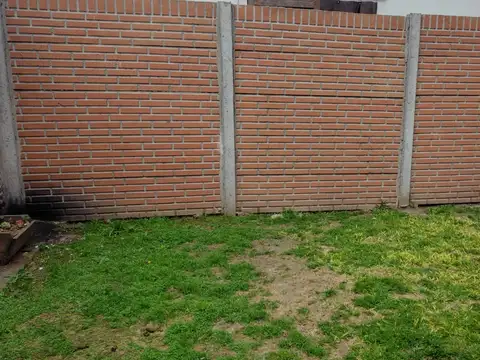 Depto Tipo Casa 3 ambientes con 1 baño