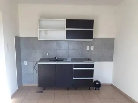 Liniers 838 , Piso 2