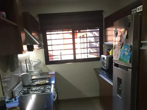 Casa 5 ambientes con 4 baños