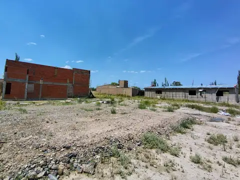 Terreno en Venta 26  mts Fondo