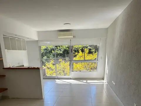 Oficina en Alquiler en Vicente López Vías / Maipú, $ 1.200.000