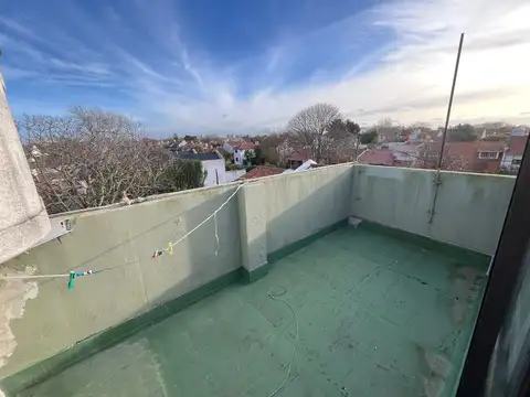 Depto Tipo Casa en Venta en La Perla Sur, USD 86.500