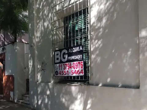 Espacio Comercial Local Uso Exclusivo Comercial 100 mts Clinica FLENI
