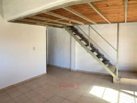 Depto Tipo Casa en Alquiler de 2 ambientes