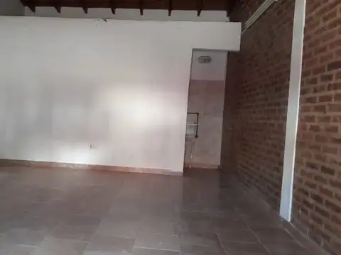 Local en Alquiler en Tristan Suarez, $ 550.000