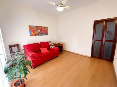 Oficial Primero Jose M Sanchez 2000