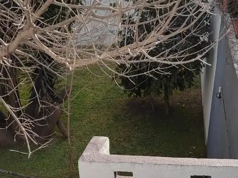 Depto Tipo Casa en Venta 15 años