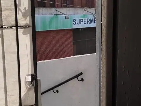 Depto Tipo Casa en Venta al Este