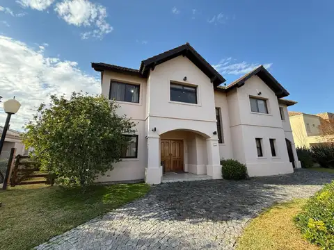 Venta Casa San Eliseo parque Pileta Apto crédito