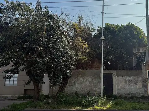 Casa 5 ambientes con 1 baño