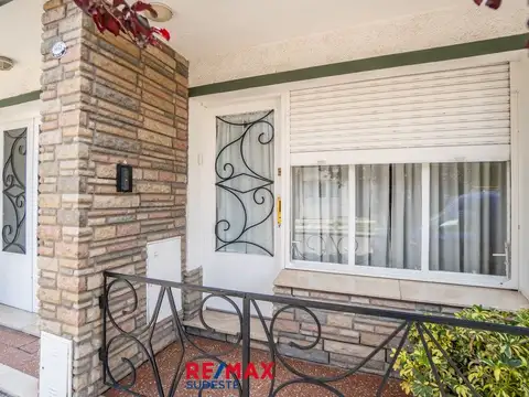 Venta Casa 2 dormitorios con Garage en Villa Mitre