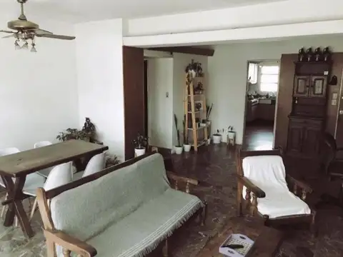 Guayaquil 700, Piso 10