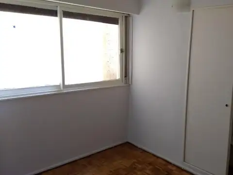 Oficina 3 ambientes con 1 baño