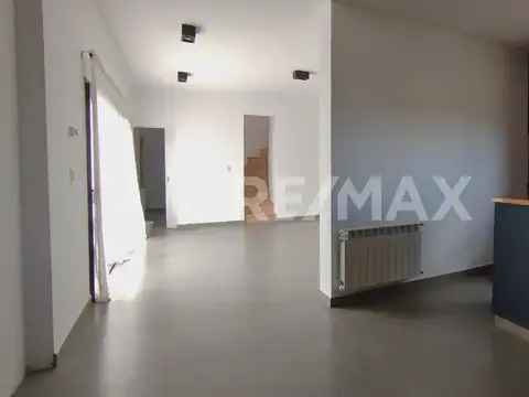 Casa en Alquiler en Centenario, $ 2.000.000