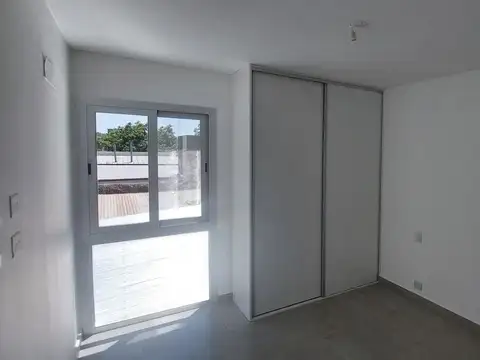 Departamento en Alquiler 1 año