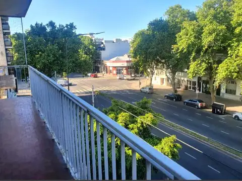 Departamento en Alquiler con 1 cocheras
