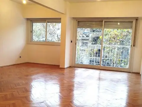 Alquiler departamento 5 amb al frente c/ Cochera - c/ balcon corrido