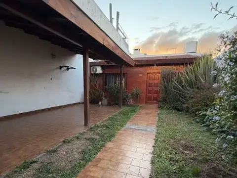 Casa lote propio, San Justo