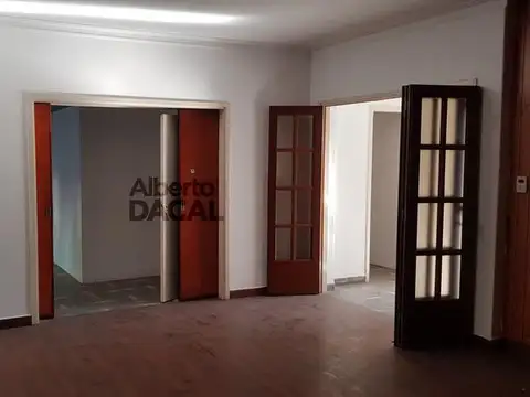 Oficina en Venta 50 años