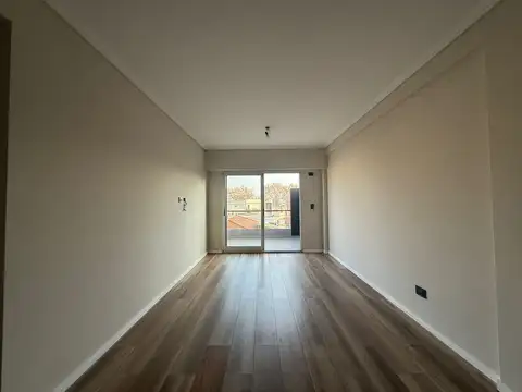 Departamento en Venta en Mataderos, USD 183.000