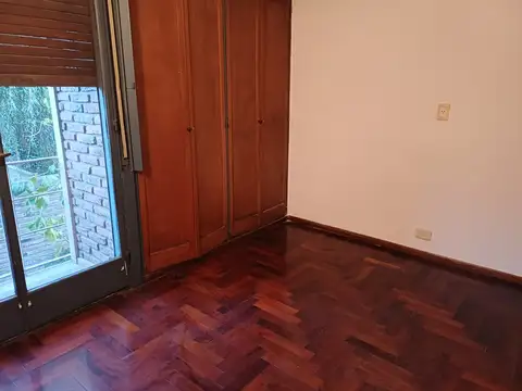 Departamento en Alquiler en Castelar Norte, $ 700.000