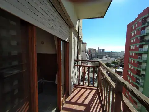 Departamento en venta de 2 dormitorios c/ cochera en San Bernardo