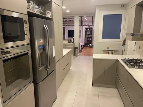 Departamento 5 ambientes con 3 baños