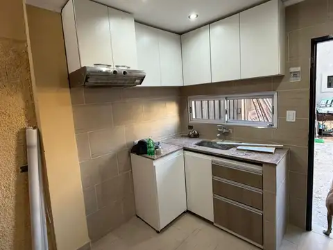 Depto Tipo Casa en Alquiler de 2 ambientes