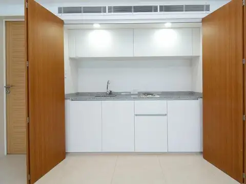 Oficina en Alquiler en Retiro, USD 2.700