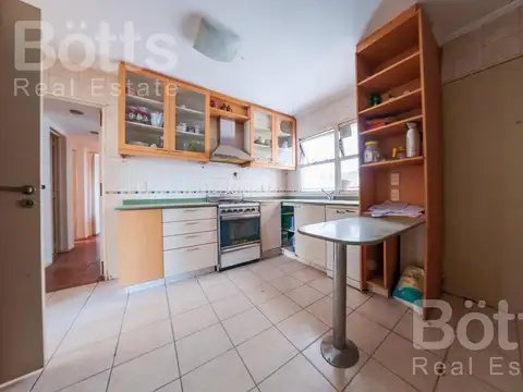 Departamento 5 ambientes con 2 baños