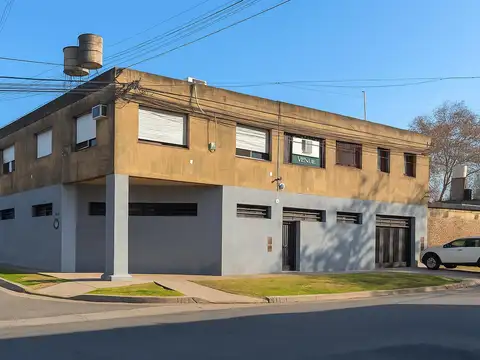 Depósito en Matheu con vivienda en Planta Alta