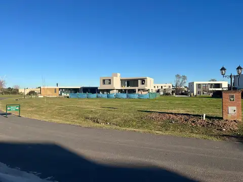Terreno en Venta en Countries y Barrios Cerrados en Pilar, USD 135.000