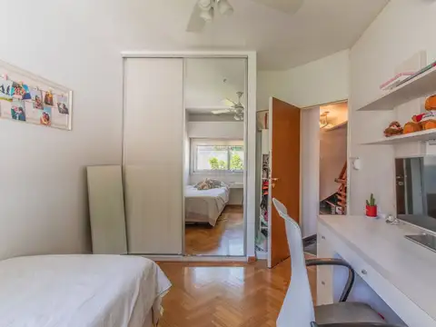 Depto Tipo Casa en Venta con 1 cocheras