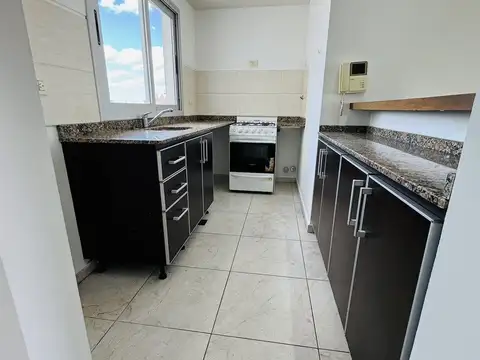 Departamento en Alquiler en Plaza Belgrano, $ 580.000
