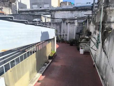 Depto Tipo Casa en Alquiler en Monserrat, $ 950.000