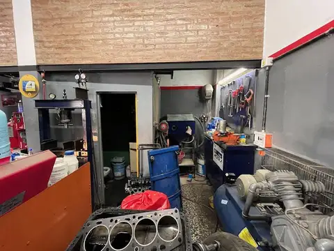 Local en Venta Via Púb.