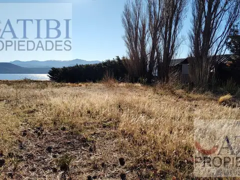 Terreno con acceso peatonal al lago. Dina Huapi.