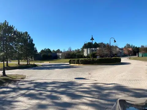 Lote de 1.000m2 en VENTA en el Cardal III