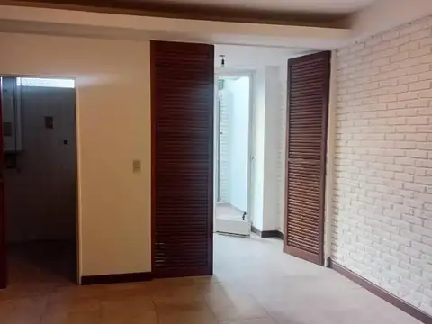 Departamento 2 ambientes con balcon aterrazado