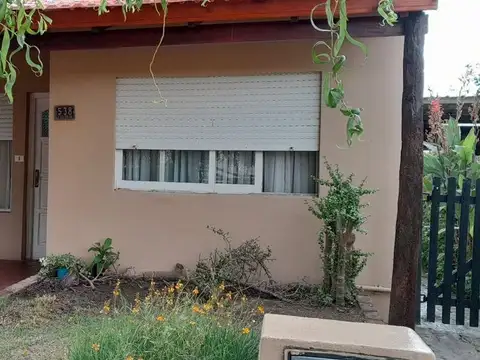 VENTA-CASA 3 AMB. C/ DEPTO. CASI CENTRO- CHASCOMÚS