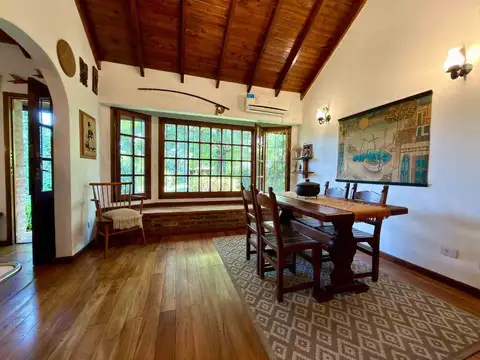 Casa en Venta con 1 cochera